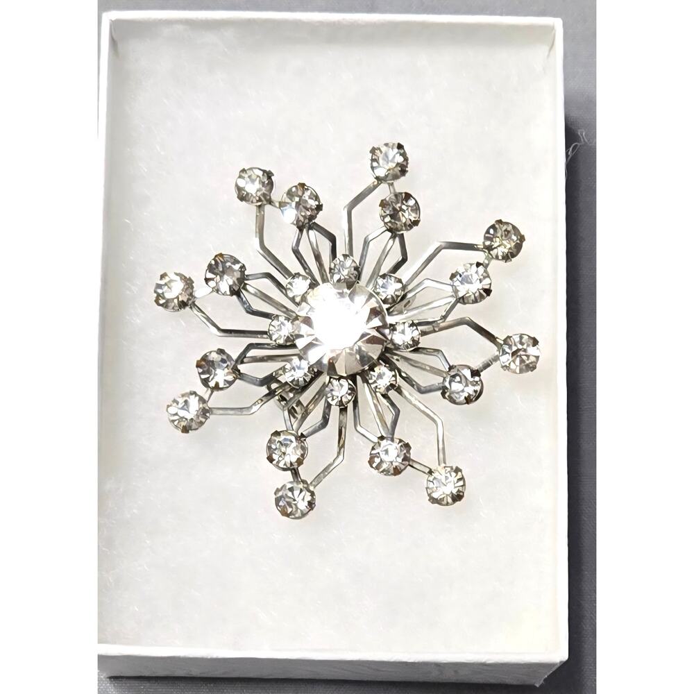 Vintage Rhinestone Starburst Brooch